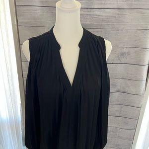 Black pleated blouse New Your & Company